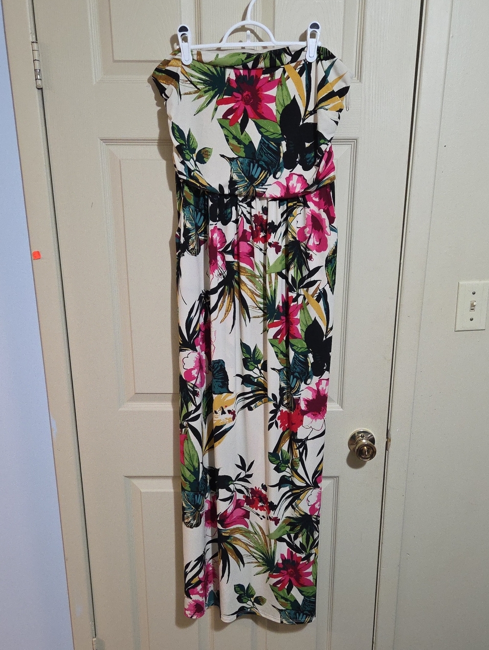 Vanilla Bay Tropical Strapless Maxi in White, Pink & Green
